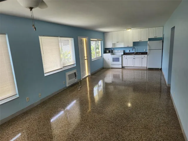 $1,900 | 35 Northeast 20th Avenue, Pompano Beach, FL 33060