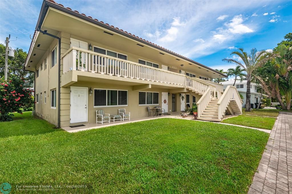 2131 Northeast 40th Court, Unit 7 Lighthouse Point, FL 33064 - Photo 1 of 11