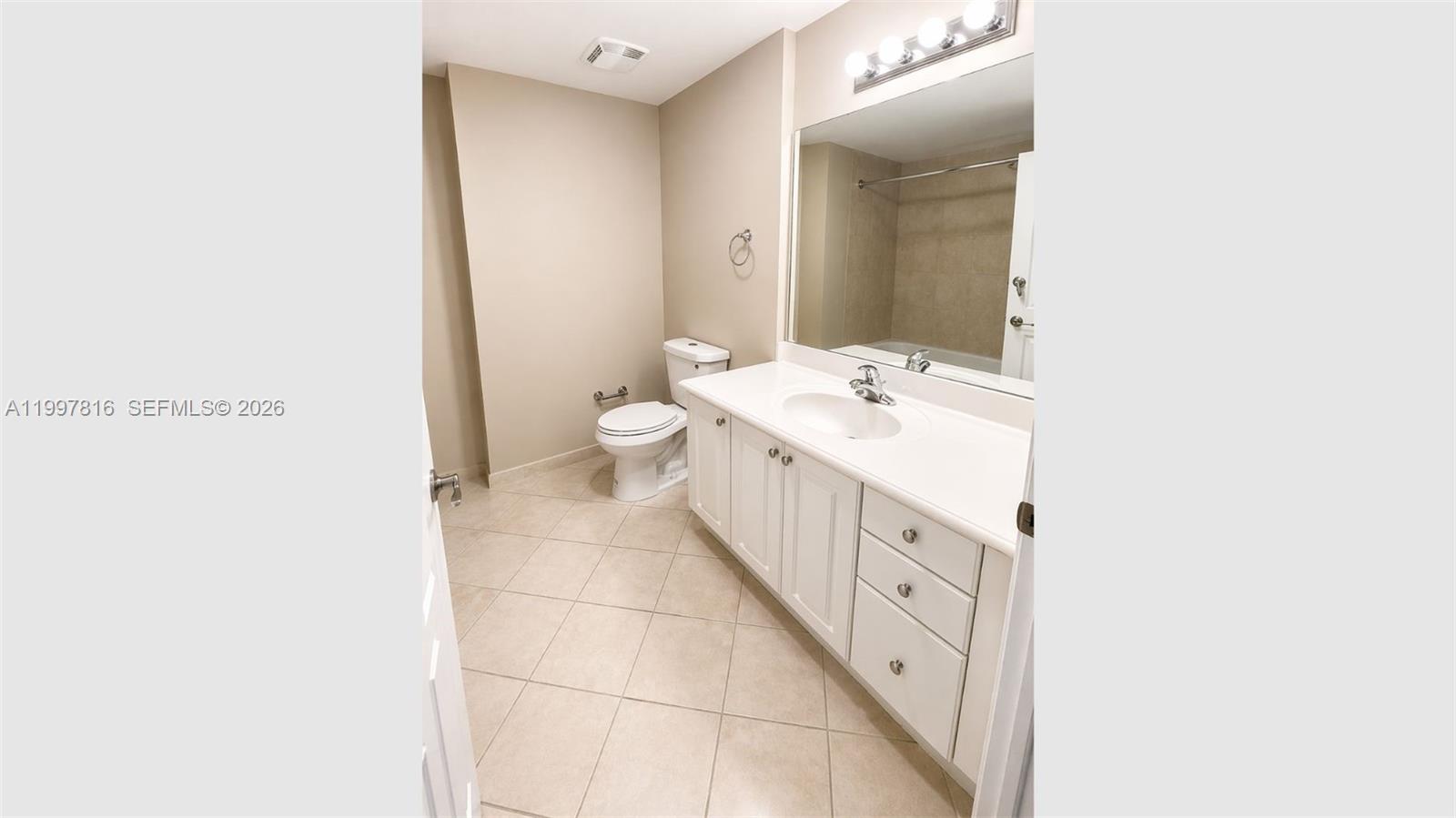 8390 Southwest 72nd Avenue, Unit 428 Miami, FL 33143 - Photo 15 of 28