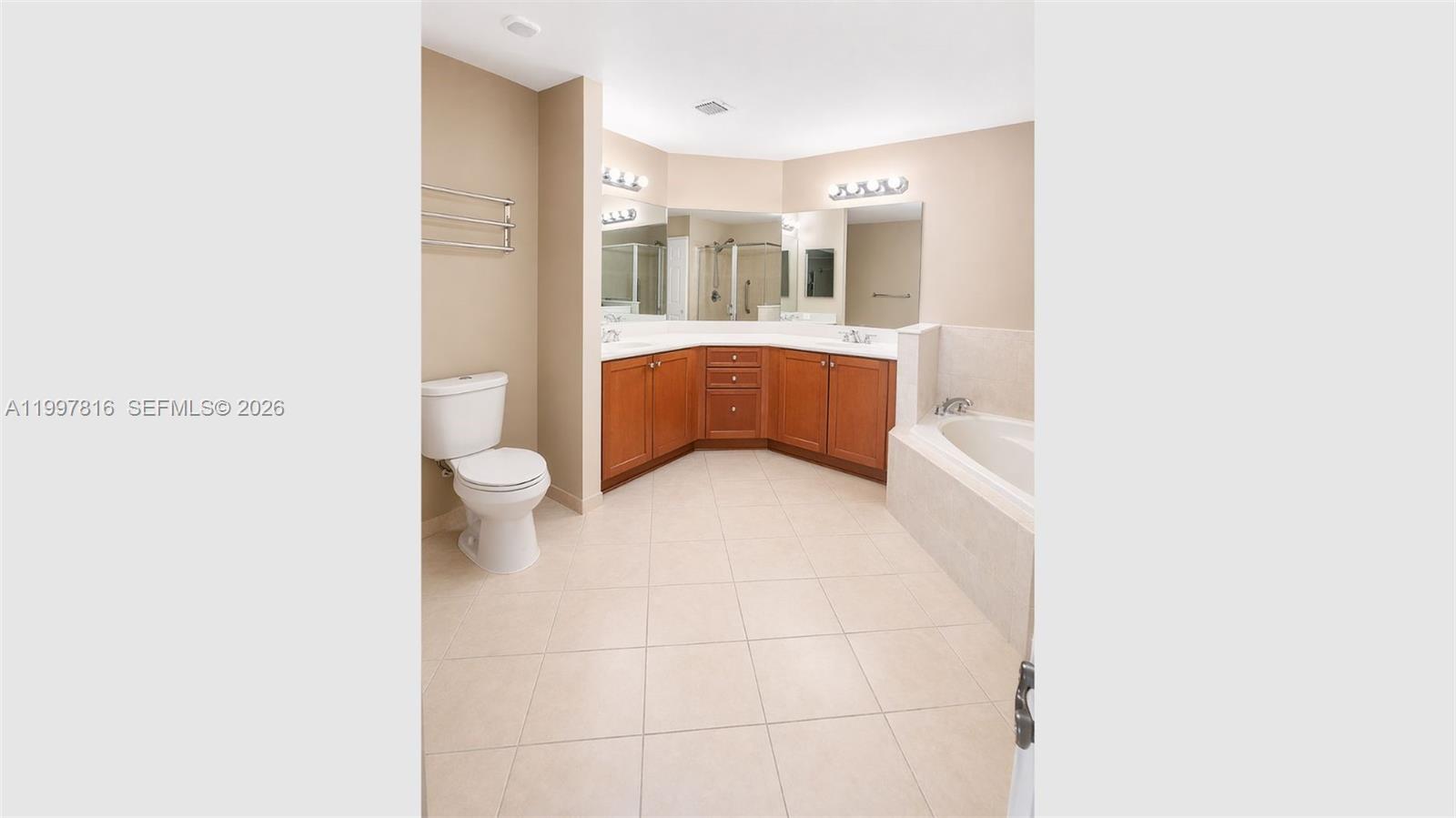 8390 Southwest 72nd Avenue, Unit 428 Miami, FL 33143 - Photo 18 of 28