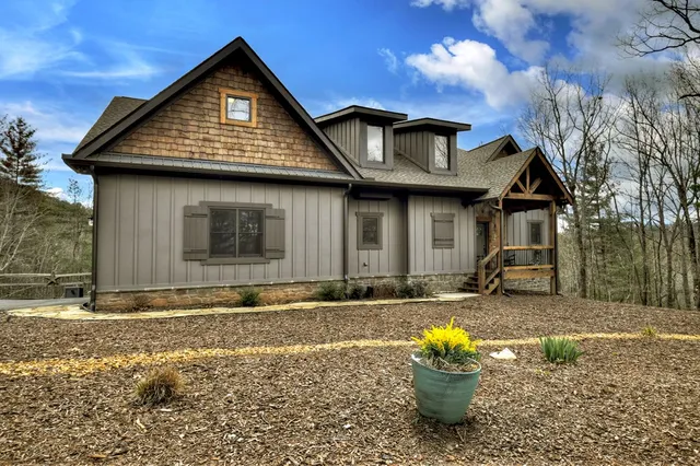 $1,029,000 | 152 Oceola Drive, Ellijay, GA 30540