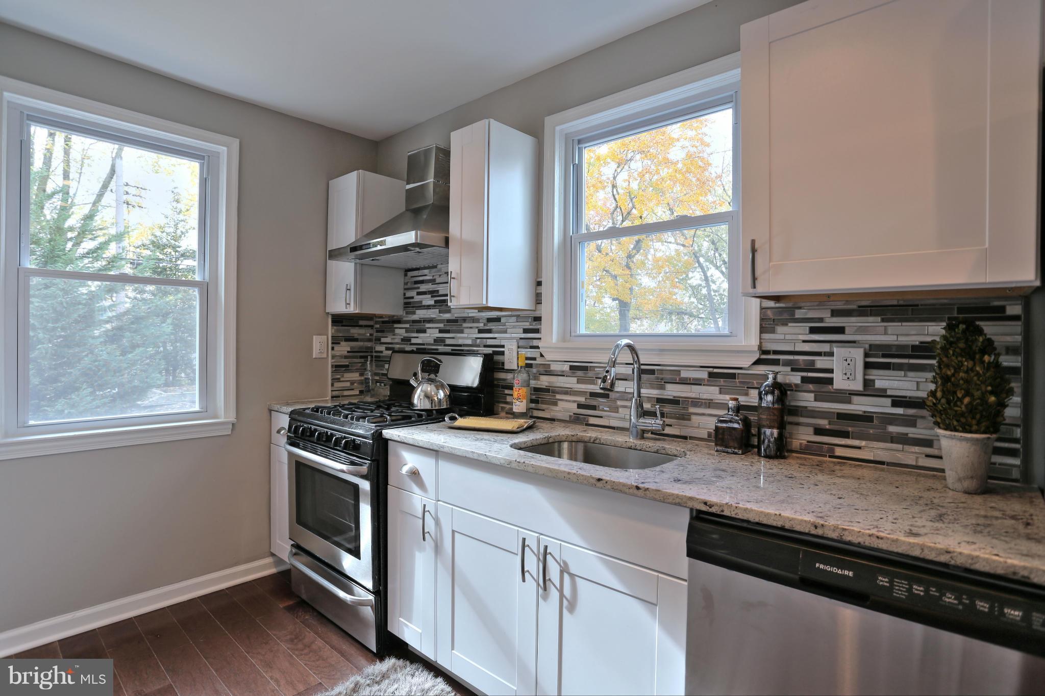 2513 Wendover Road Baltimore, MD 21234 - Photo 7 of 26 Kitchen