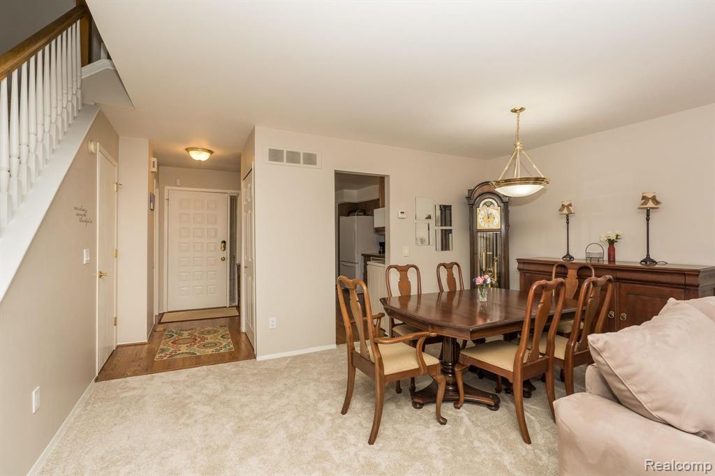618 Byron Court Rochester Hills, MI 48307 - Photo 15 of 31