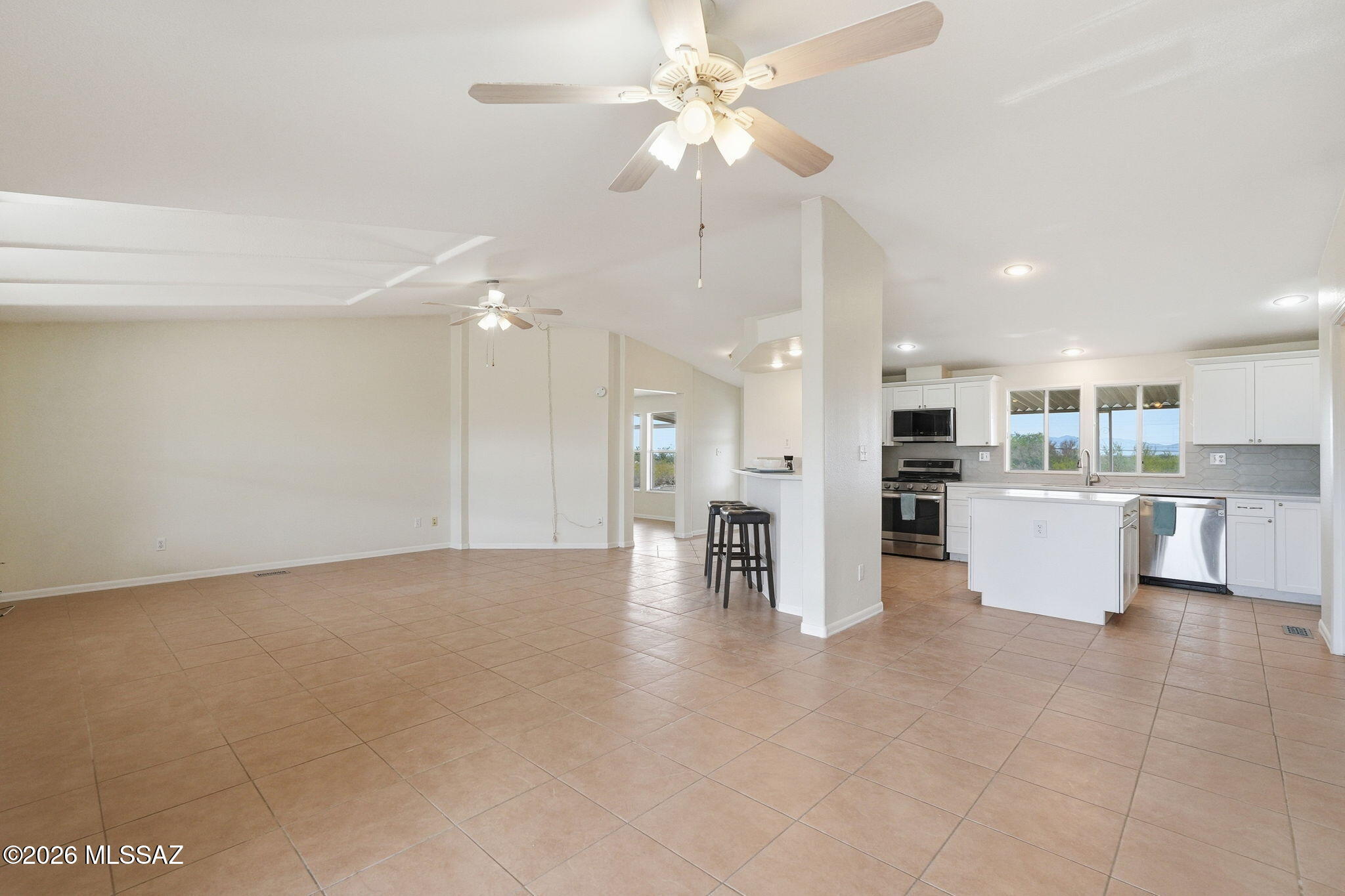 7716 West Sahuarita Road Vail, AZ 85641 - Photo 7 of 51 Great Room, Dining, Kitchen