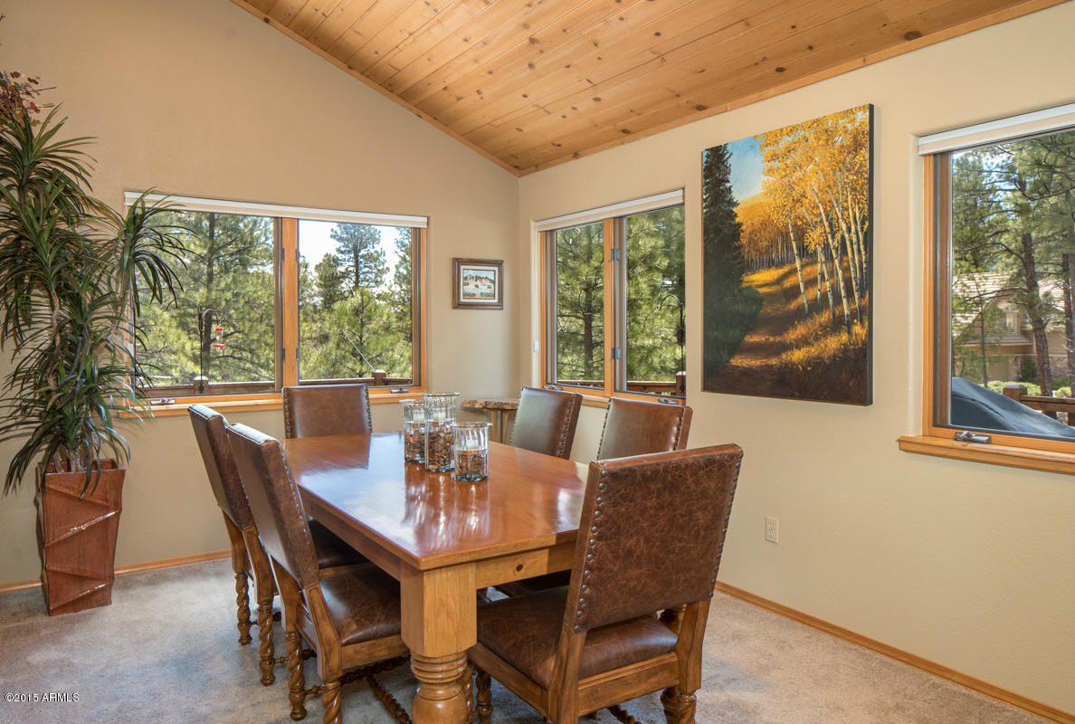 445-3711 Griffiths Spring Flagstaff, AZ 86005 - Photo 9 of 17 Dining