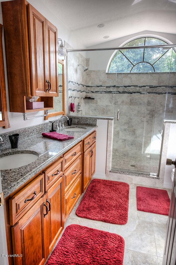 2751 Harlock Road Melbourne, FL 32934 - Photo 15 of 25 Master_Bathroom_#1