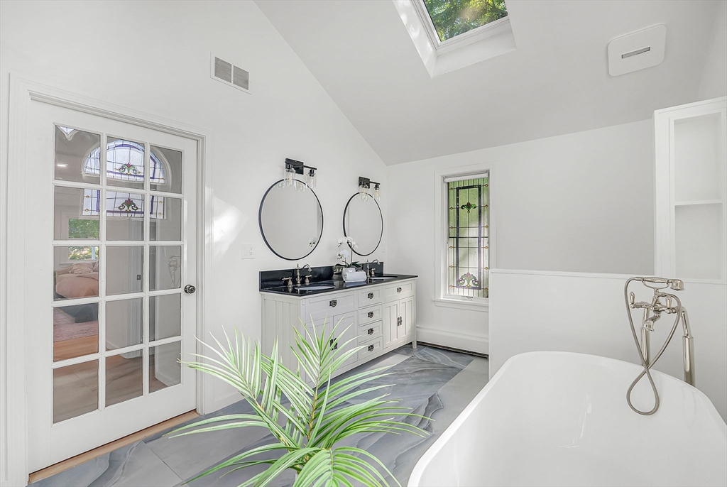 31 Alba Road Wellesley, MA 02481 - Photo 20 of 32
