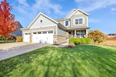 $794,000 | 16130 53rd Place North, Plymouth, MN 55446