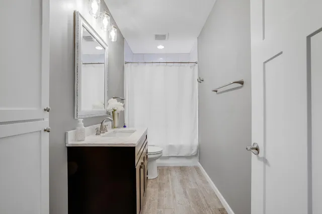 $794,000 | 16130 53rd Place North, Plymouth, MN 55446