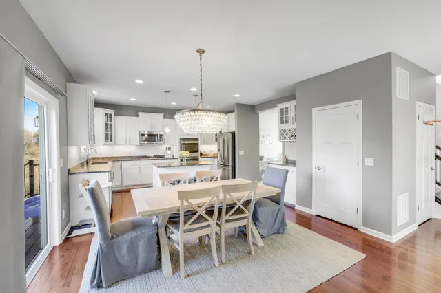 $794,000 | 16130 53rd Place North, Plymouth, MN 55446