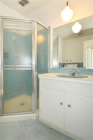 9 Homestead Way Topsfield, MA 01983 - Photo 17 of 26 Gallery Image 17