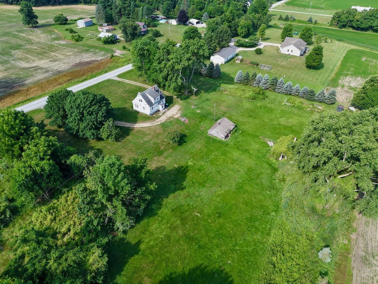 11420 Ferden Road Chesaning, MI 48616 - Photo 8 of 36
