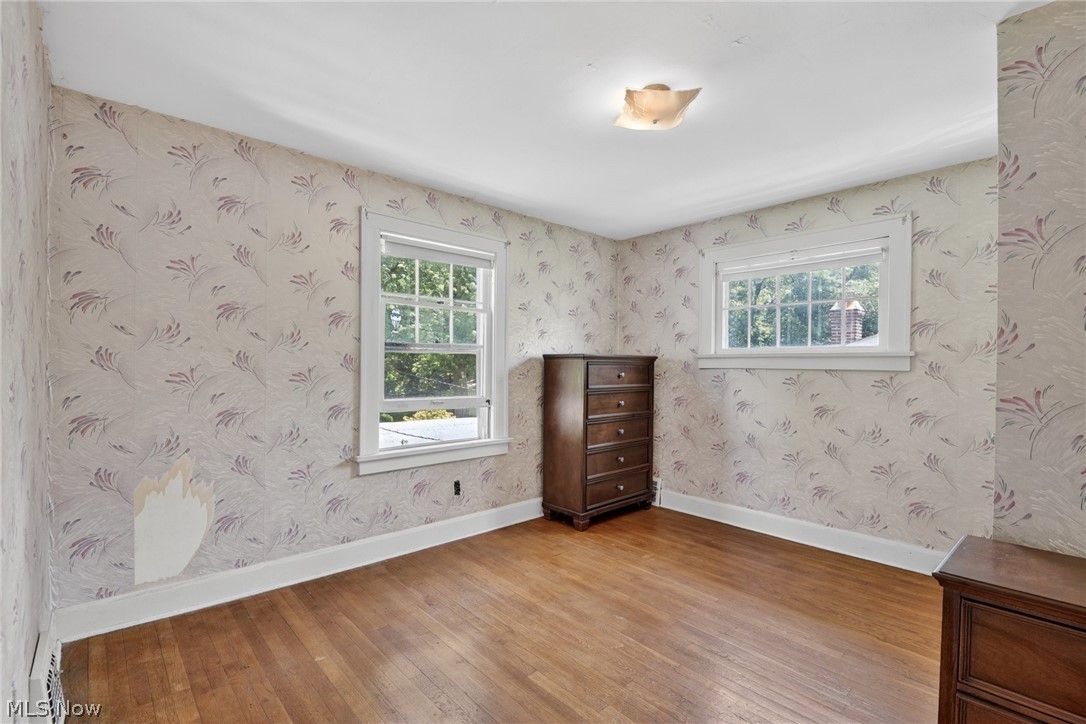 927 Englewood Road Cleveland Heights, OH 44121 - Photo 20 of 37
