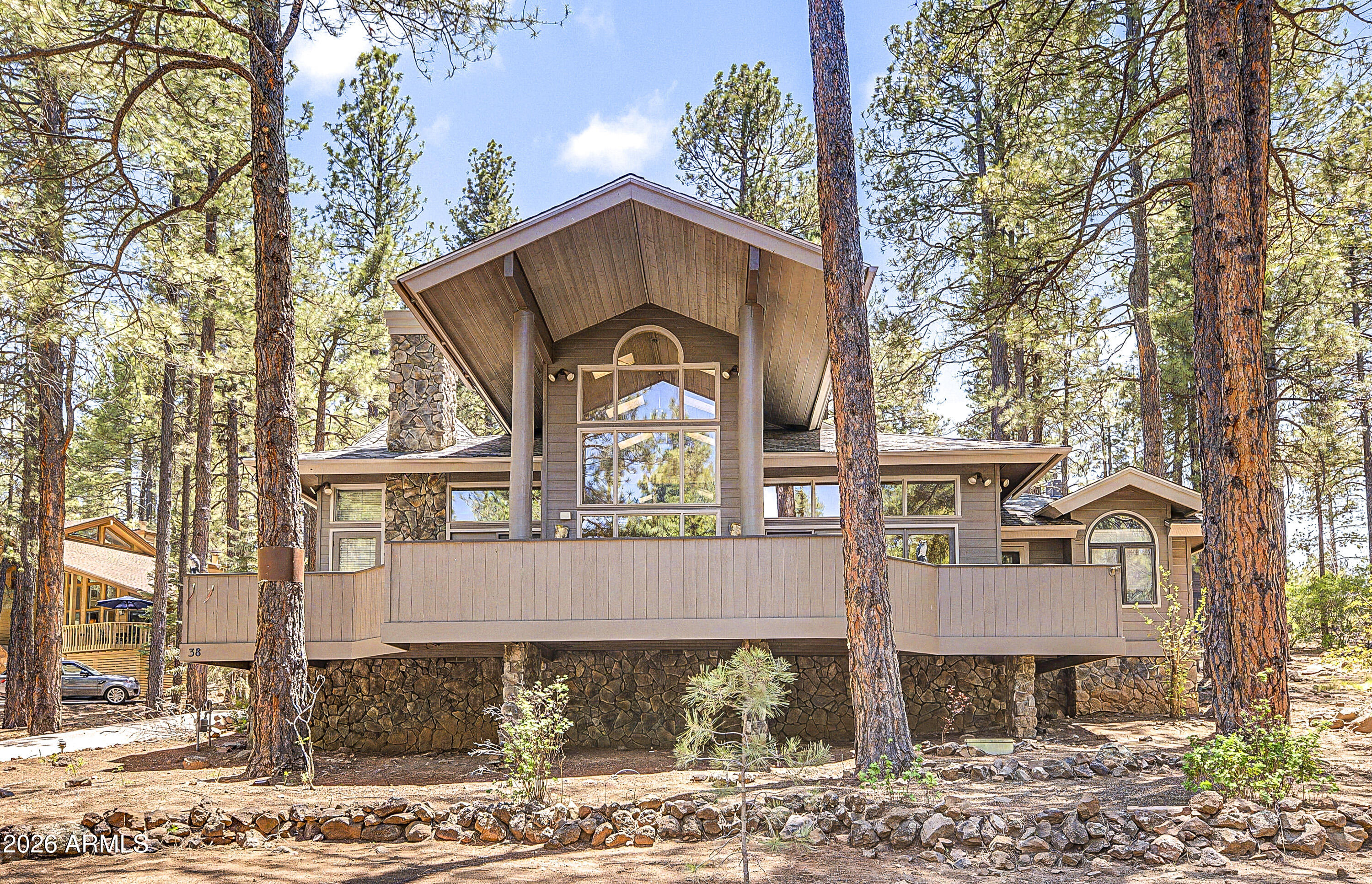 5779 Griffiths Spring Flagstaff, AZ 86005 - Photo 2 of 37 2