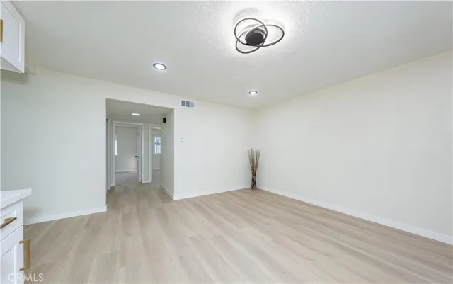 $539,000 | 1250 South Brookhurst, Unit 1109, Anaheim, CA 92804