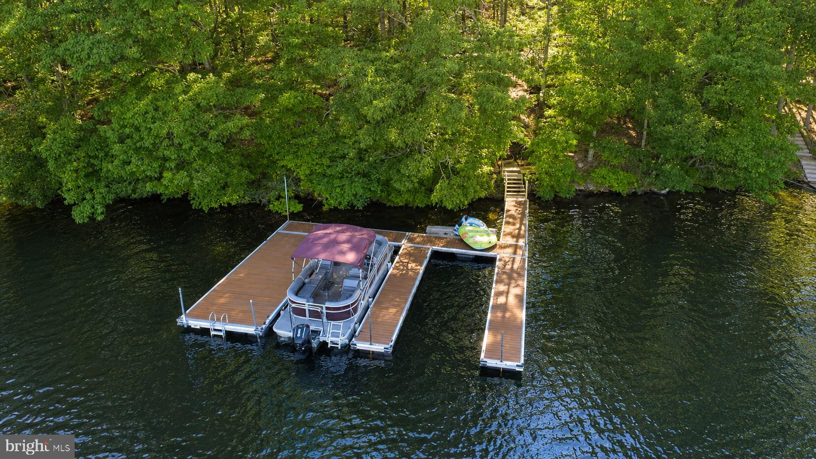 1342 Stockslager Road Oakland, MD 21550 - Photo 2 of 118 Type A Dock w/100' LF