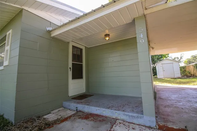 a view of a pathway of the house