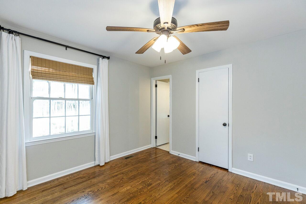 5617 Deblyn Avenue Raleigh, NC 27612 - Photo 17 of 30 Gallery Image 17