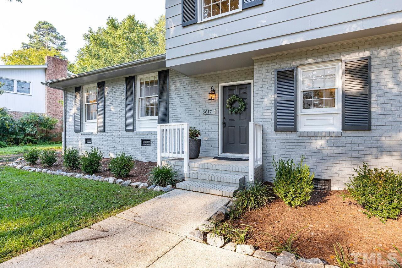 5617 Deblyn Avenue Raleigh, NC 27612 - Photo 3 of 30 Gallery Image 3