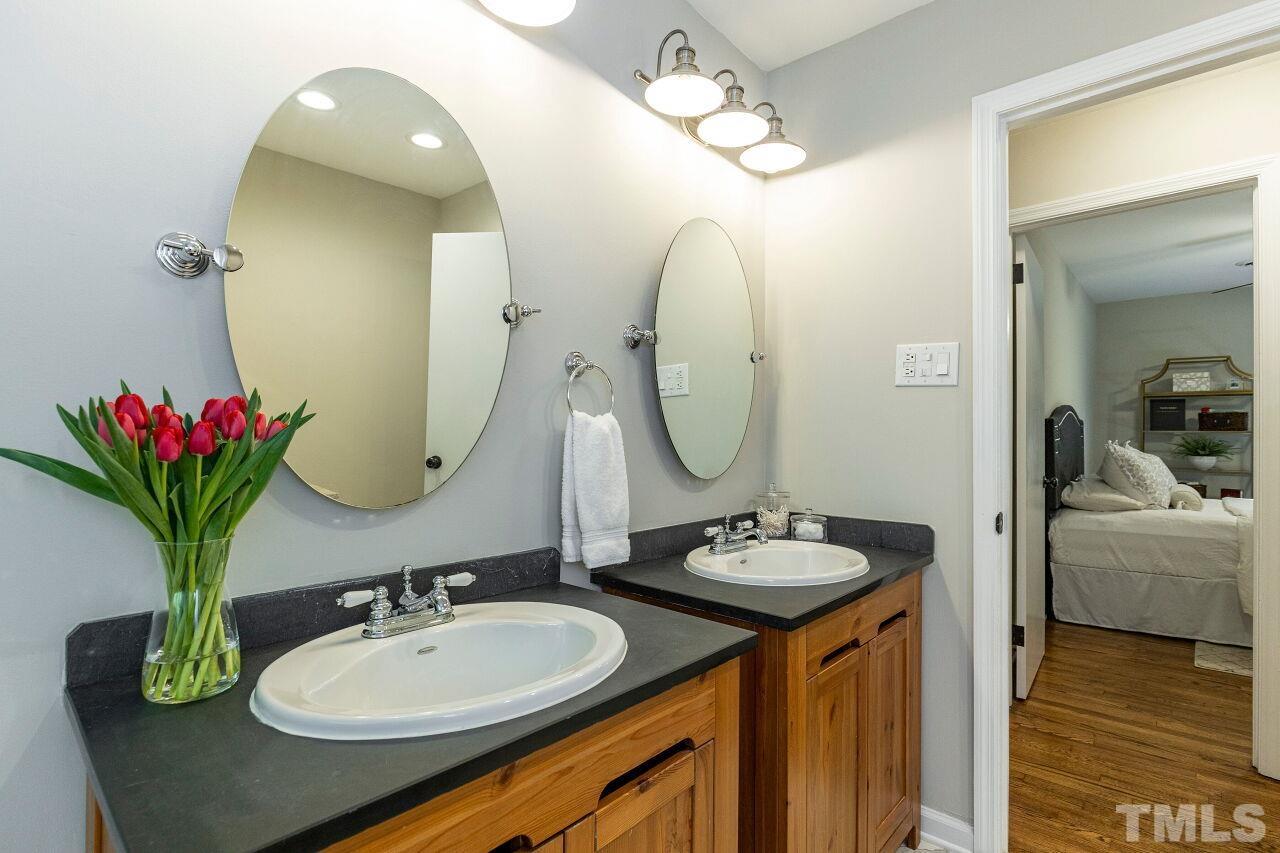 5617 Deblyn Avenue Raleigh, NC 27612 - Photo 26 of 30 Gallery Image 26