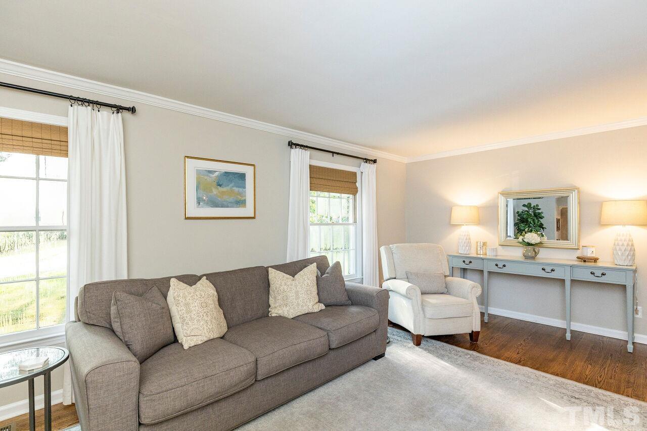 5617 Deblyn Avenue Raleigh, NC 27612 - Photo 6 of 30 Gallery Image 6