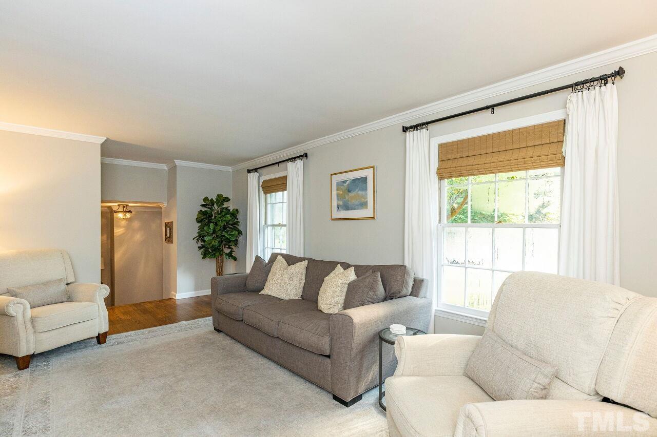 5617 Deblyn Avenue Raleigh, NC 27612 - Photo 8 of 30 Gallery Image 8