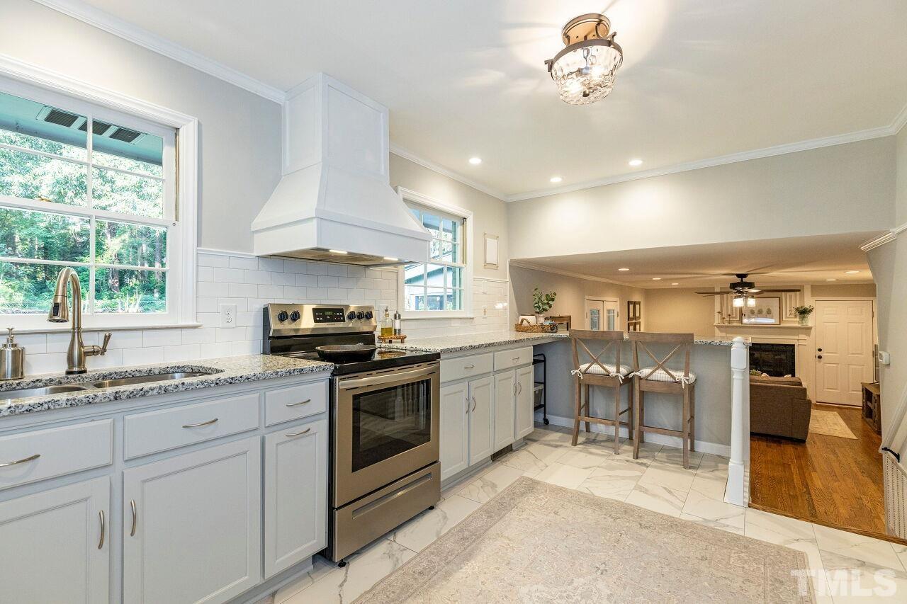 5617 Deblyn Avenue Raleigh, NC 27612 - Photo 10 of 30 Gallery Image 10