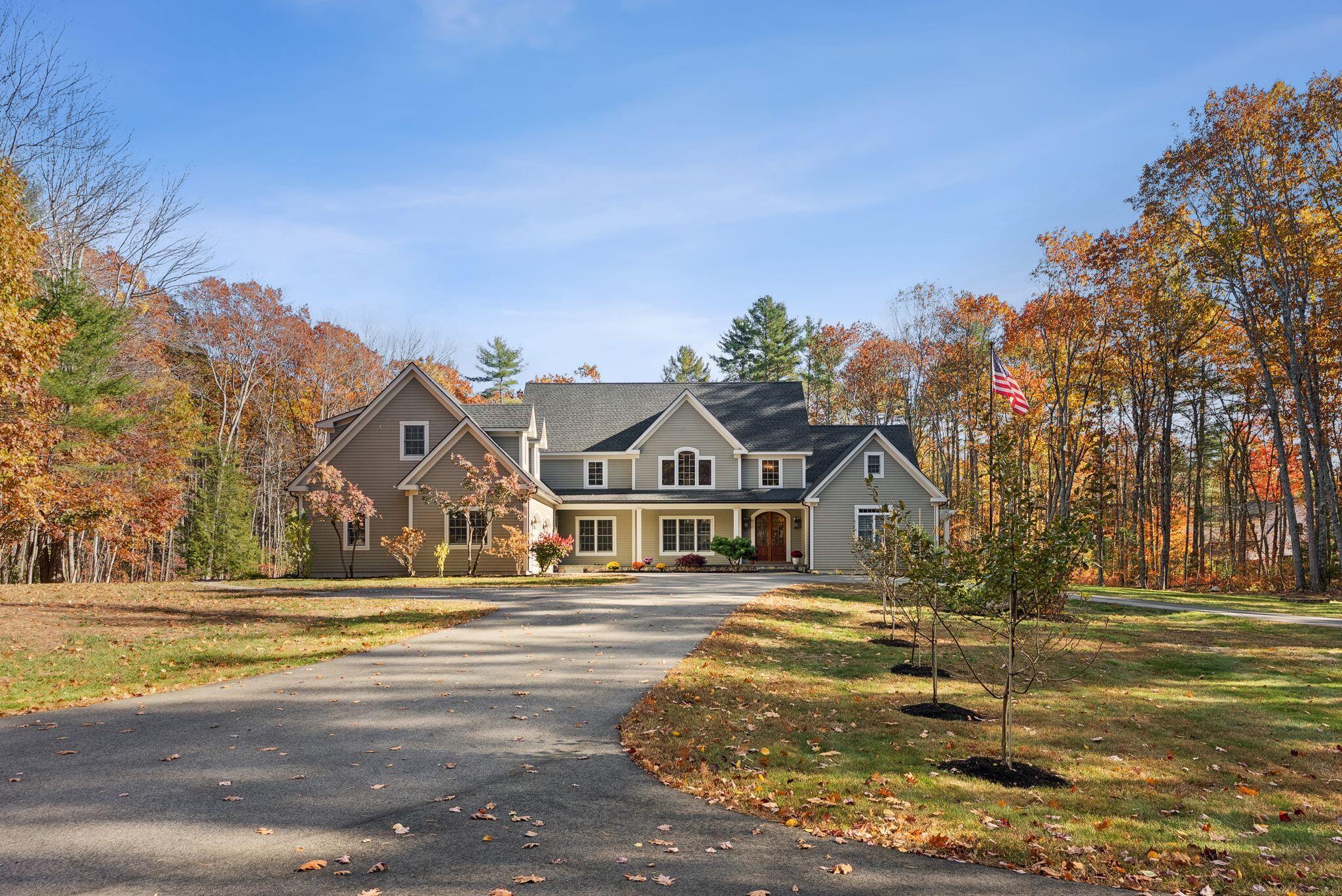 1390 North Berwick Road Wells, ME 04090 - Photo 12 of 50 Exterior with Driveway