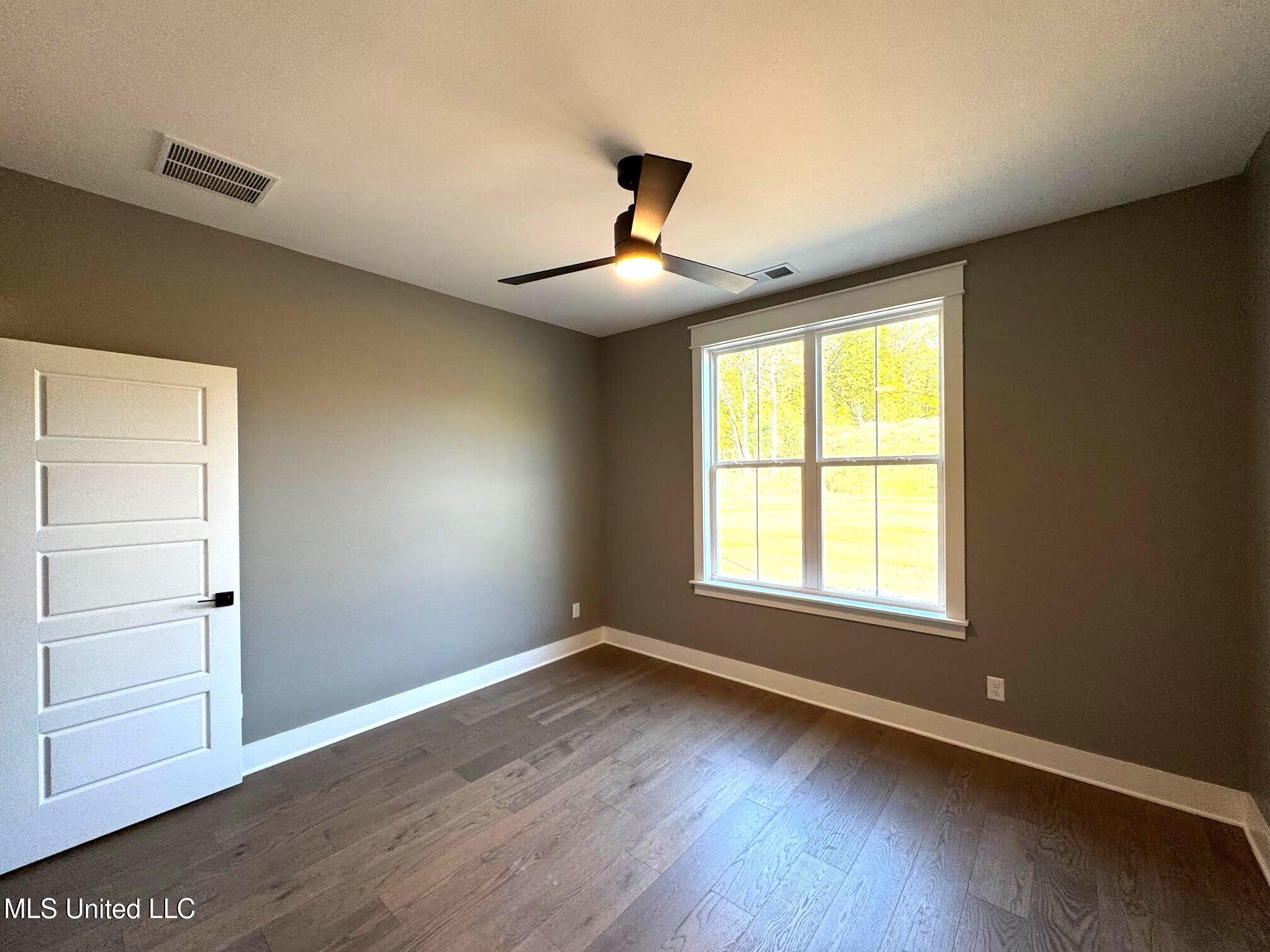 2188 Lauren Way Hernando, MS 38632 - Photo 21 of 25 Bedroom 3