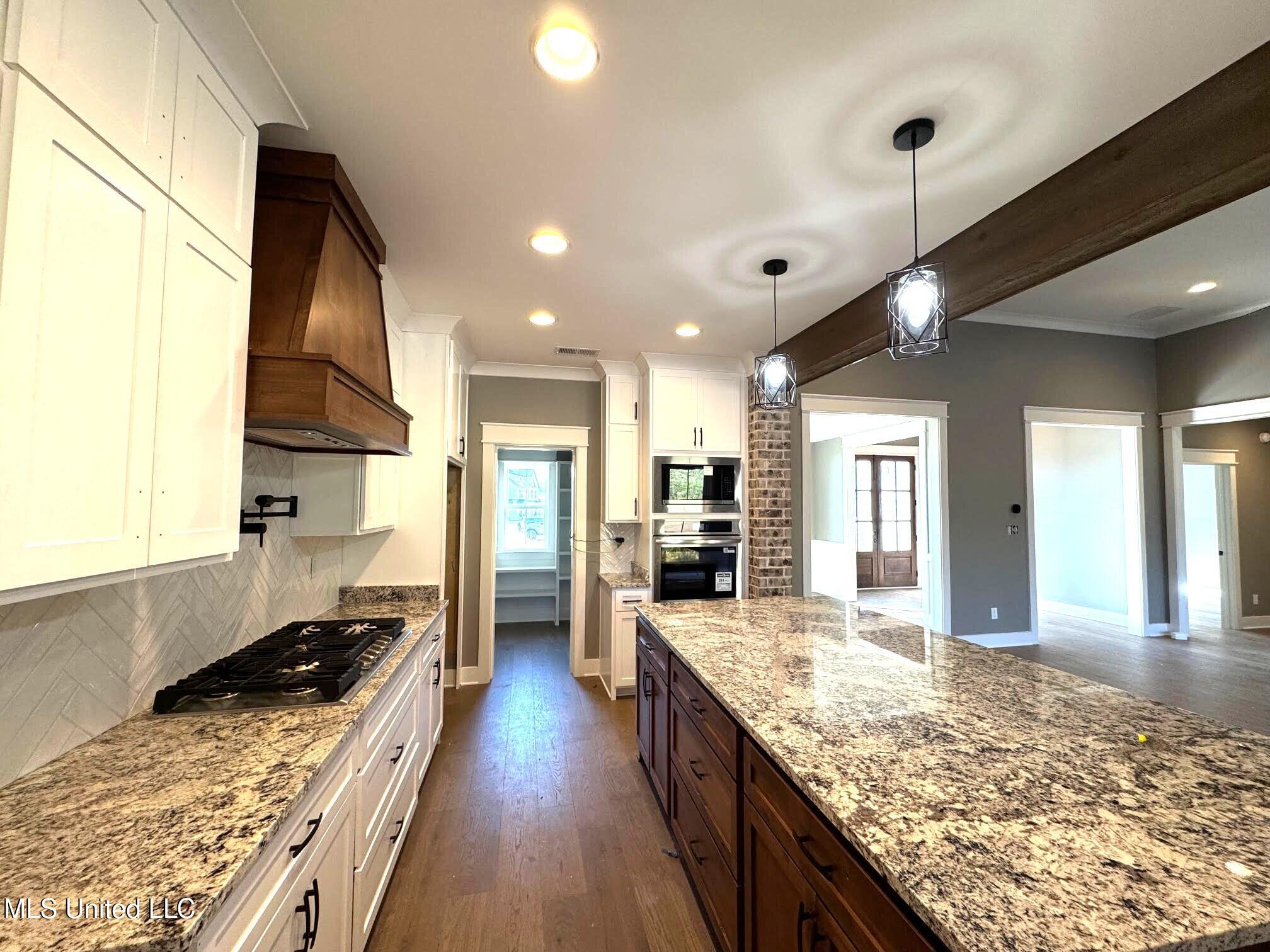 2188 Lauren Way Hernando, MS 38632 - Photo 9 of 25 Kitchen c