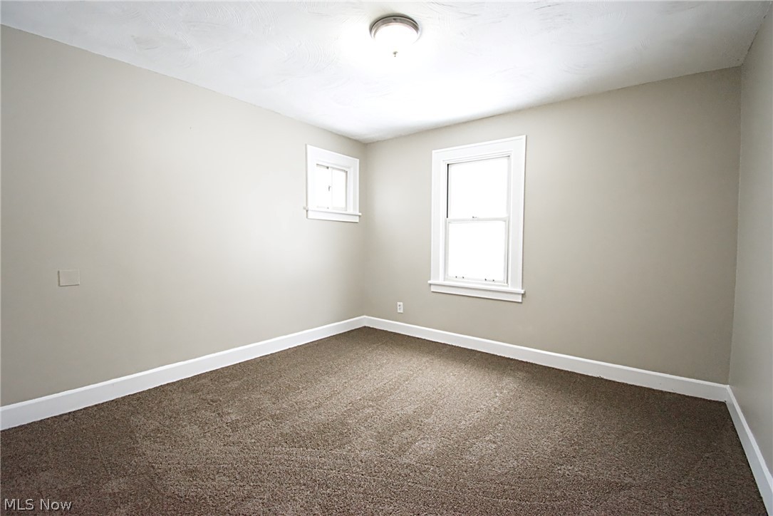 864 Englewood Road Cleveland Heights, OH 44121 - Photo 8 of 14