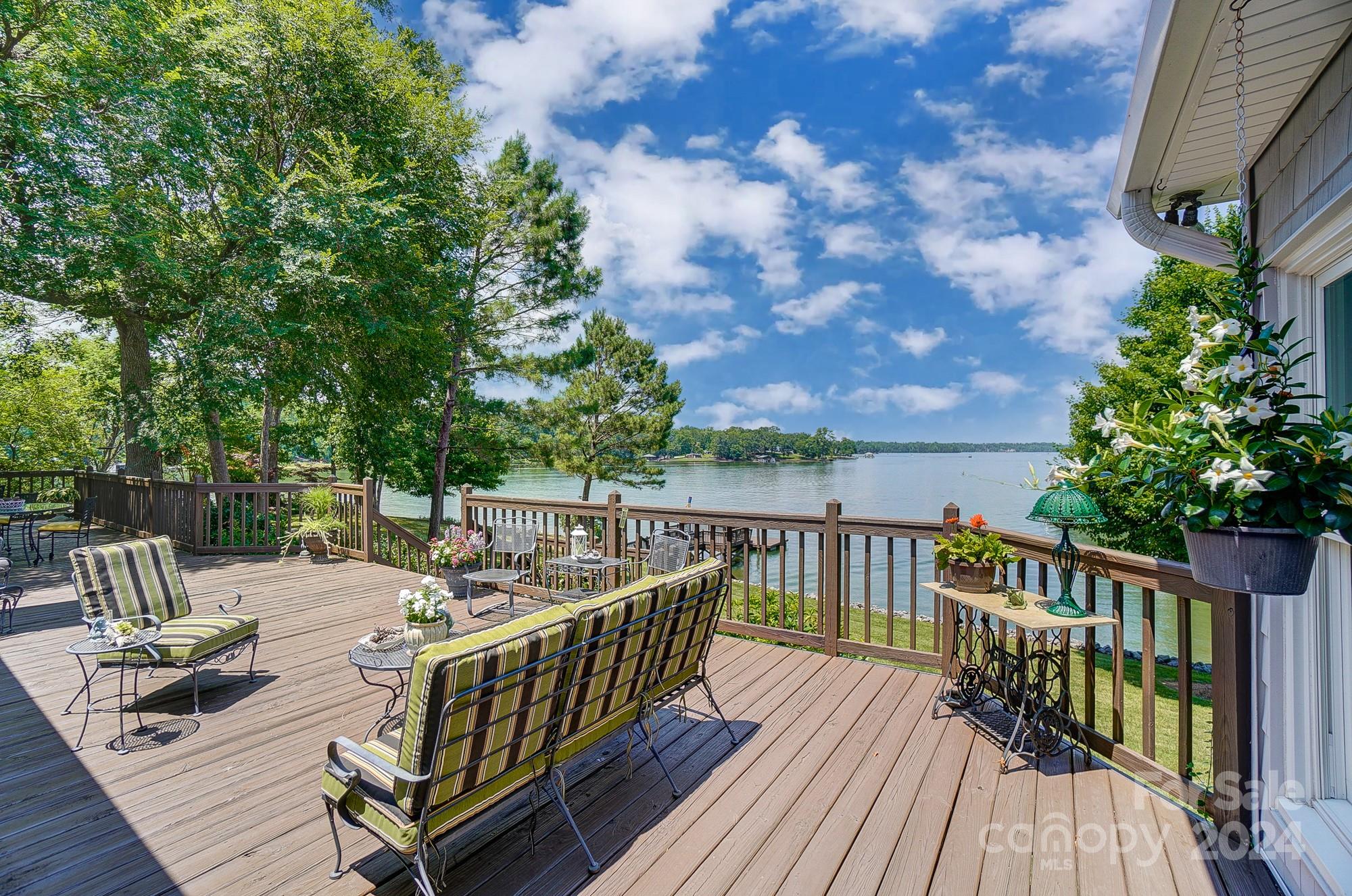 623 Bonum Road Lake Wylie, SC 29710 - Photo 12 of 47 Gallery Image 12