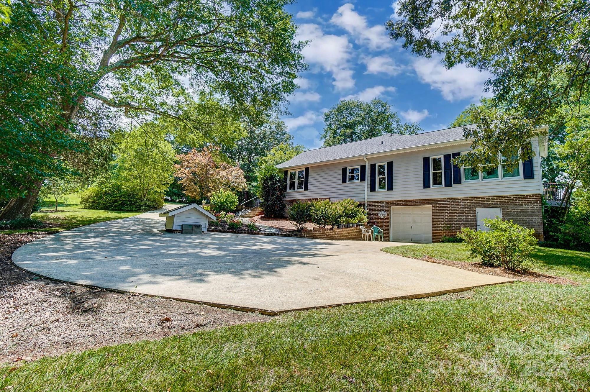 623 Bonum Road Lake Wylie, SC 29710 - Photo 35 of 47 Gallery Image 35