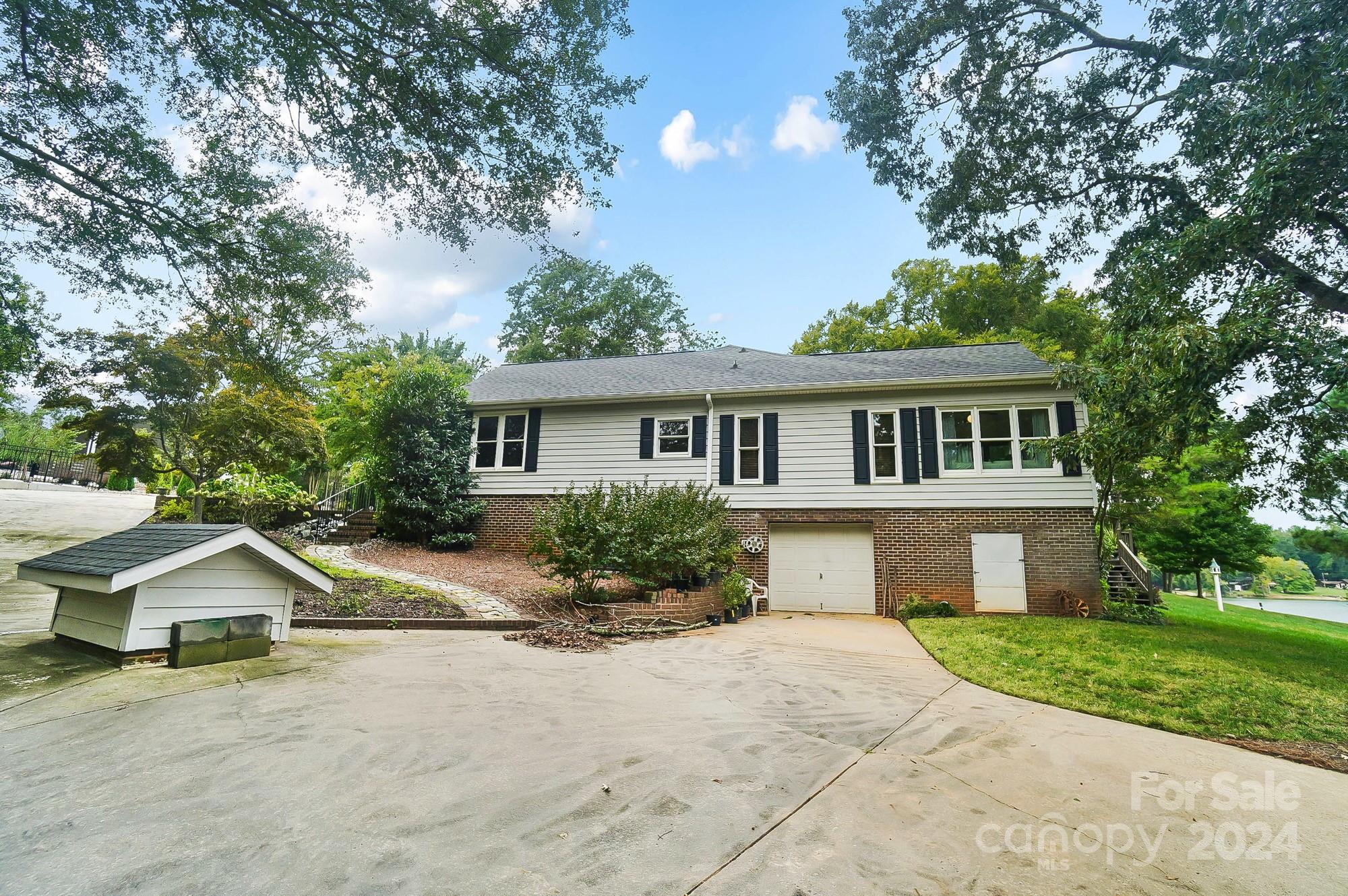 623 Bonum Road Lake Wylie, SC 29710 - Photo 36 of 47 Gallery Image 36
