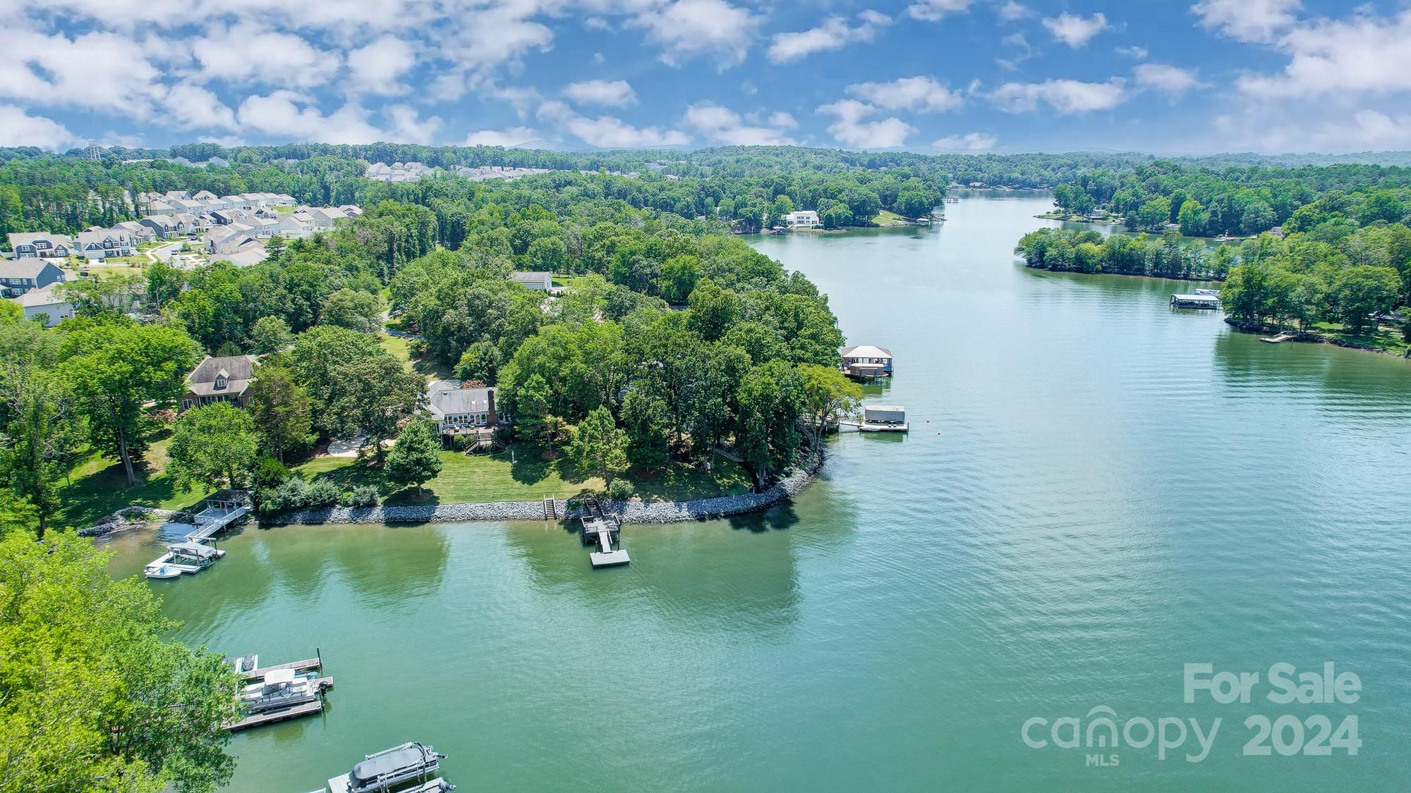 623 Bonum Road Lake Wylie, SC 29710 - Photo 6 of 47 Gallery Image 6