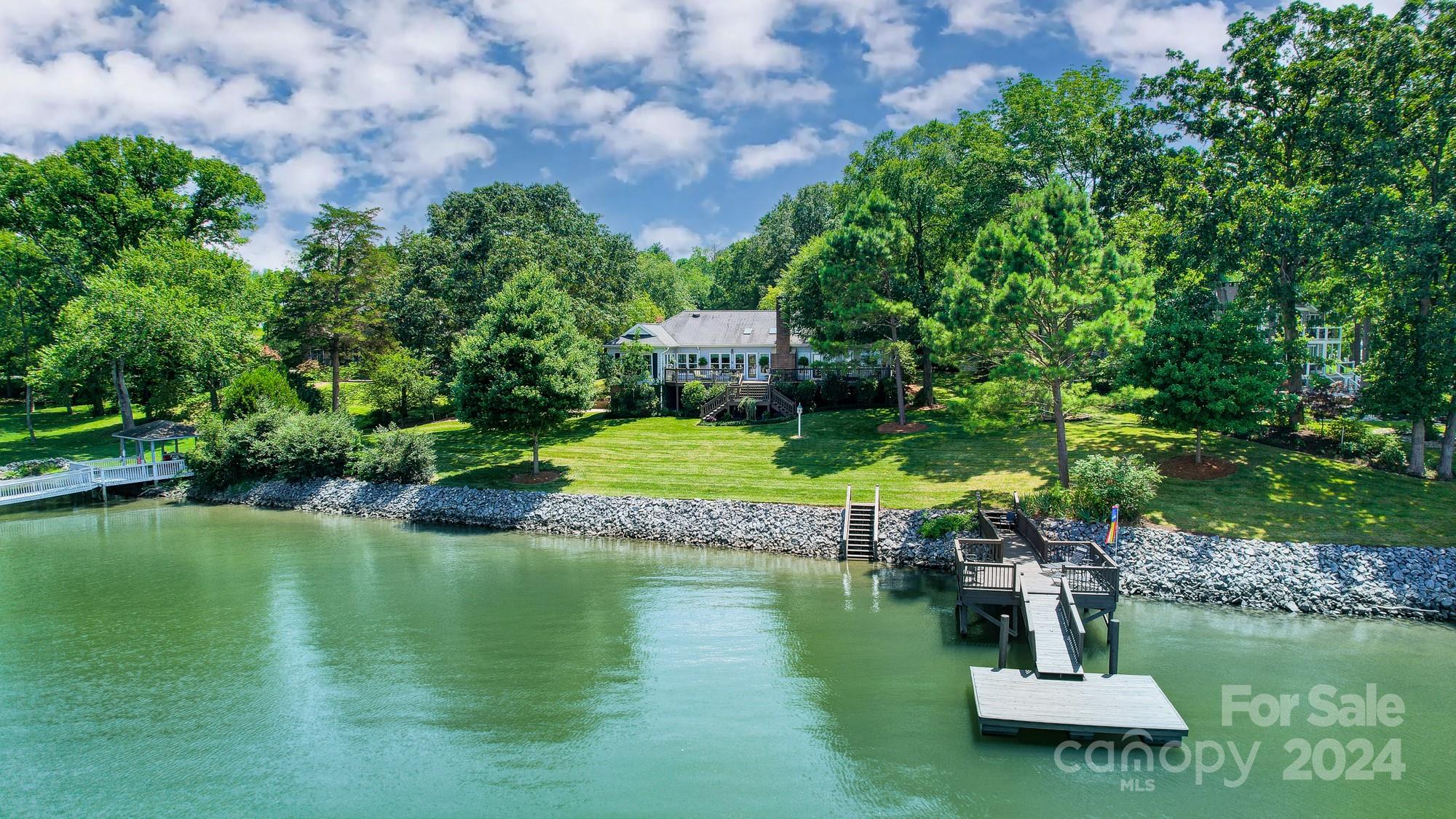 623 Bonum Road Lake Wylie, SC 29710 - Photo 7 of 47 Gallery Image 7