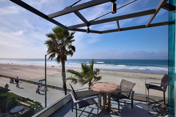 a view of an outdoor space