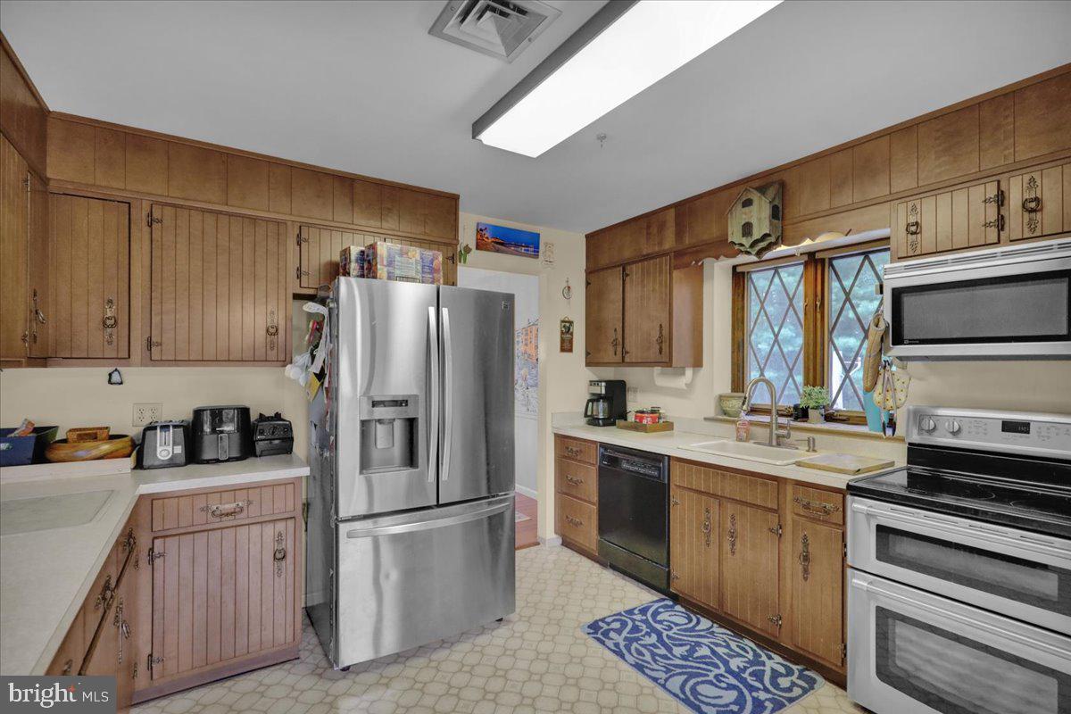 334 Candy Road Mohnton, PA 19540 - Photo 22 of 57 Gallery Image 22