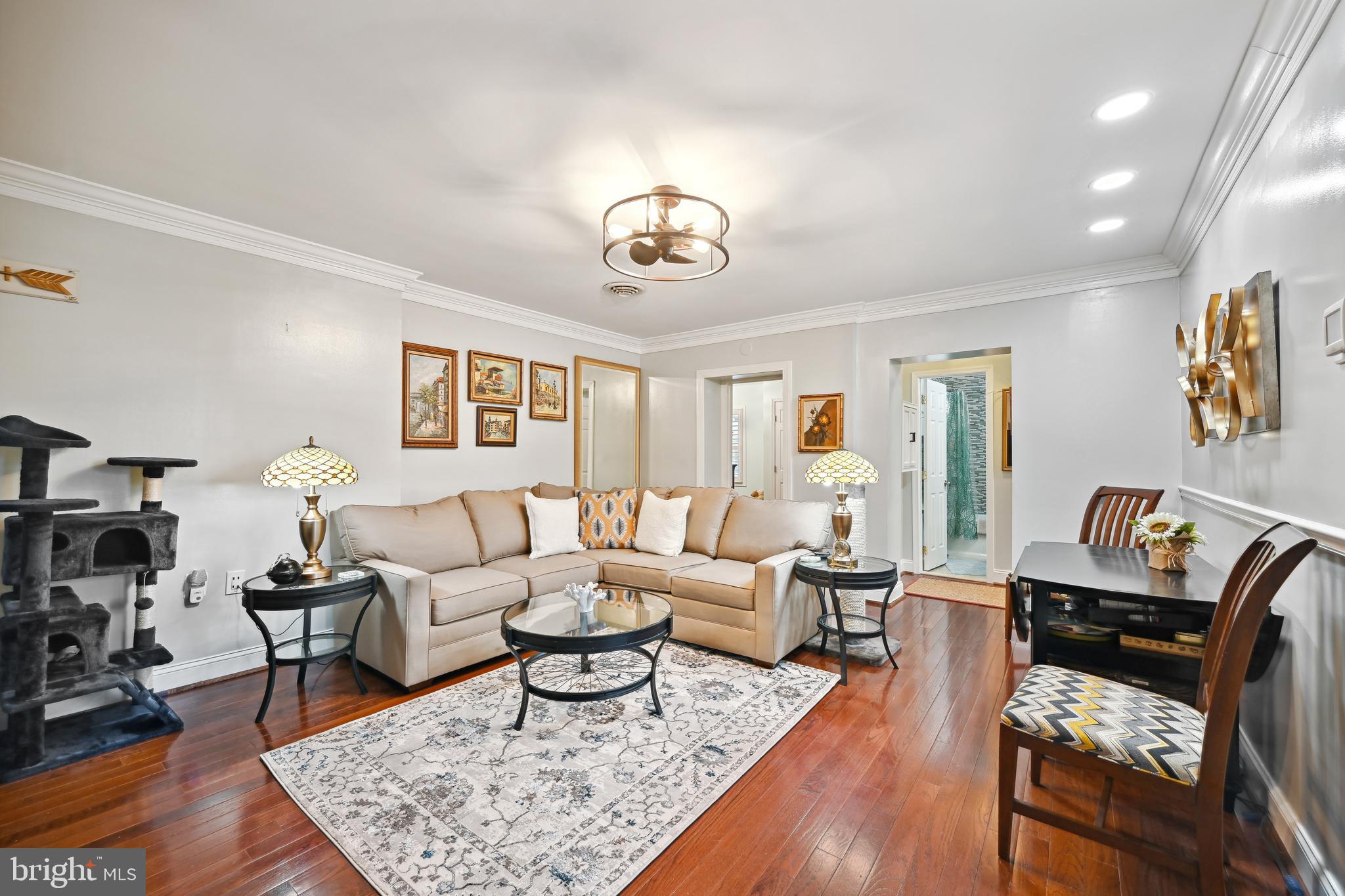 315 Evarts Street Northeast, Unit T5 Washington, DC 20002 - Photo 4 of 22 Living Room