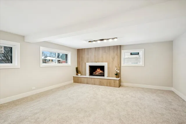 $599,900 | 730 North Wilshire Lane, Arlington Heights, IL 60004