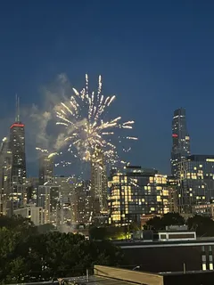 $940,000 | 437 West Hobbie Street, Chicago, IL 60610