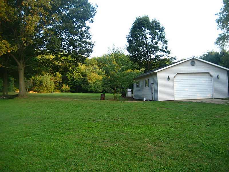 1638 Pulaski Mercer Road Mercer, PA 16137 - Photo 24 of 25 Parking Lot/Garage.