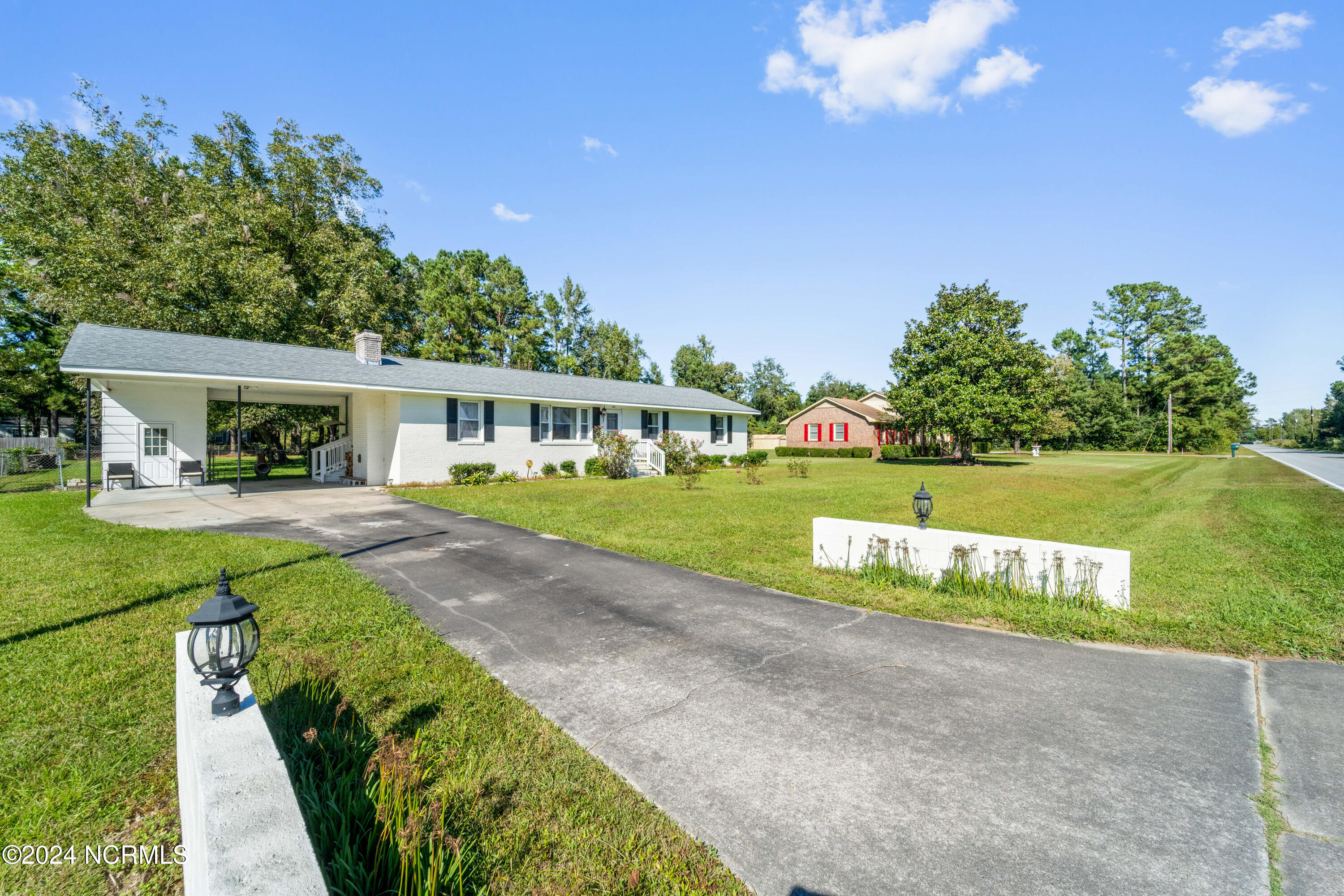 192 Summersill School Road Jacksonville, NC 28540 - Photo 35 of 38 Front