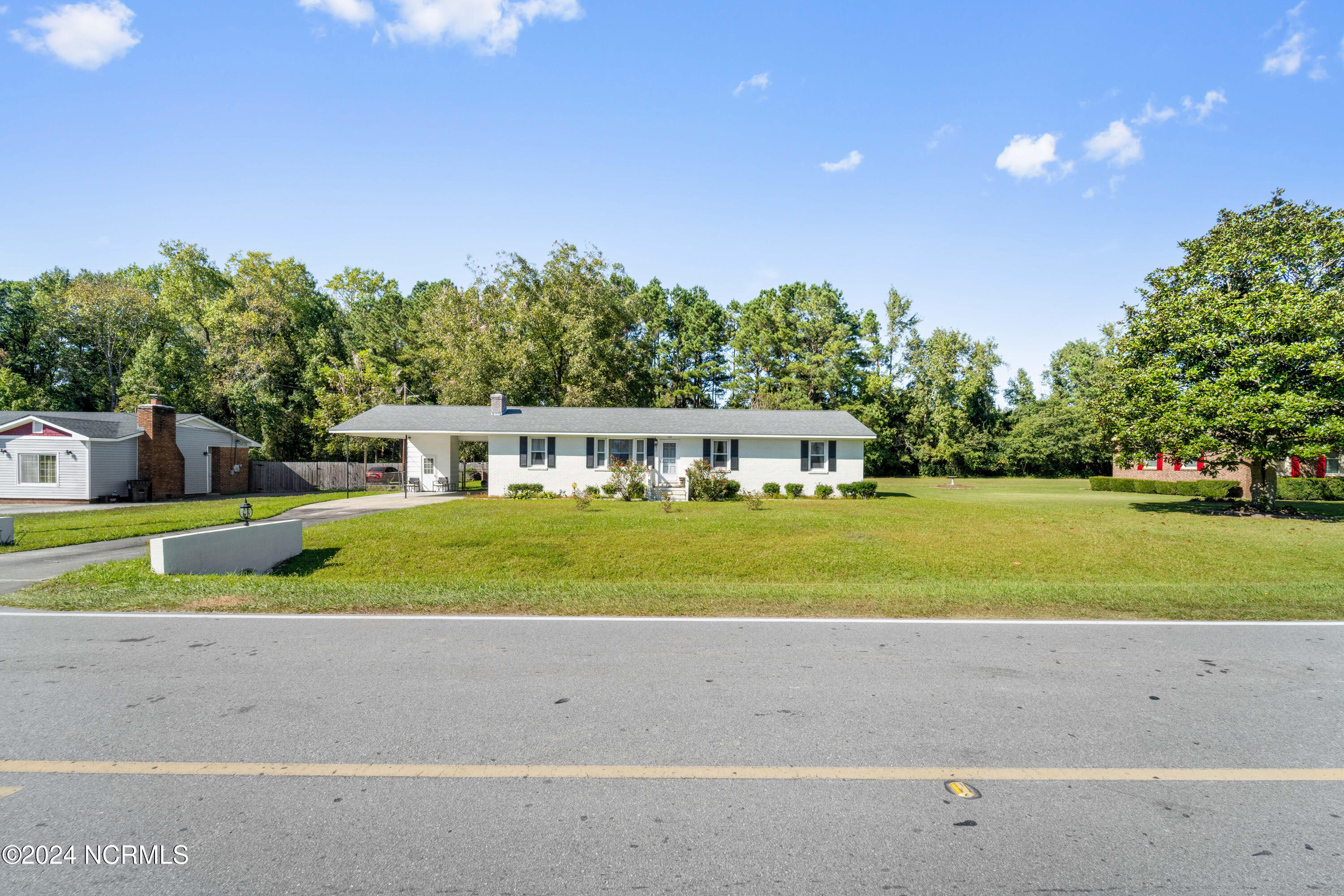 192 Summersill School Road Jacksonville, NC 28540 - Photo 38 of 38 Front