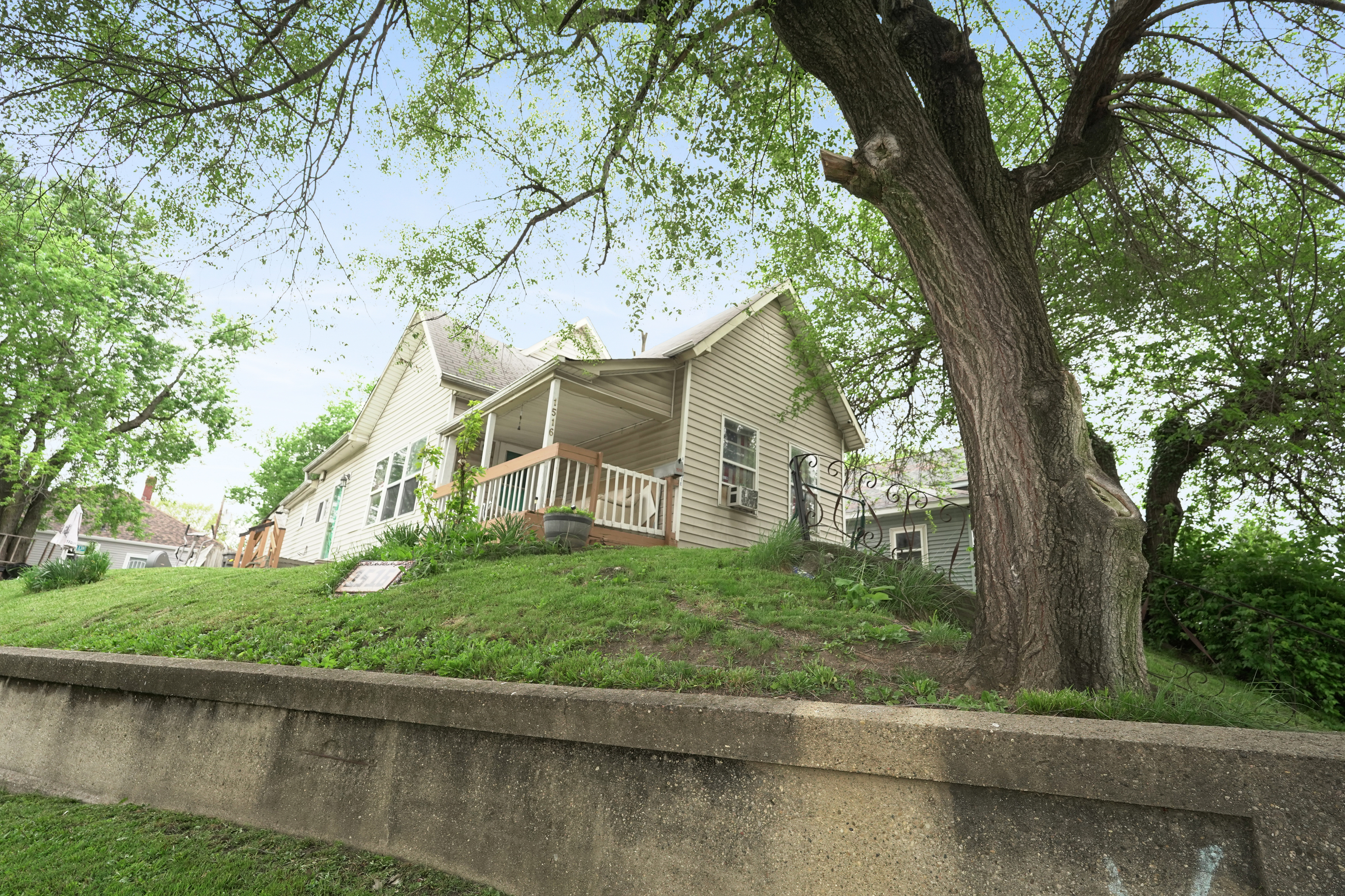 1516 North Rural Street Indianapolis, IN 46201 - Photo 1 of 23 Gallery Image 1