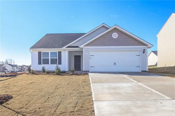 $1,740 | 310 Armistead Court, Burlington, NC 27217