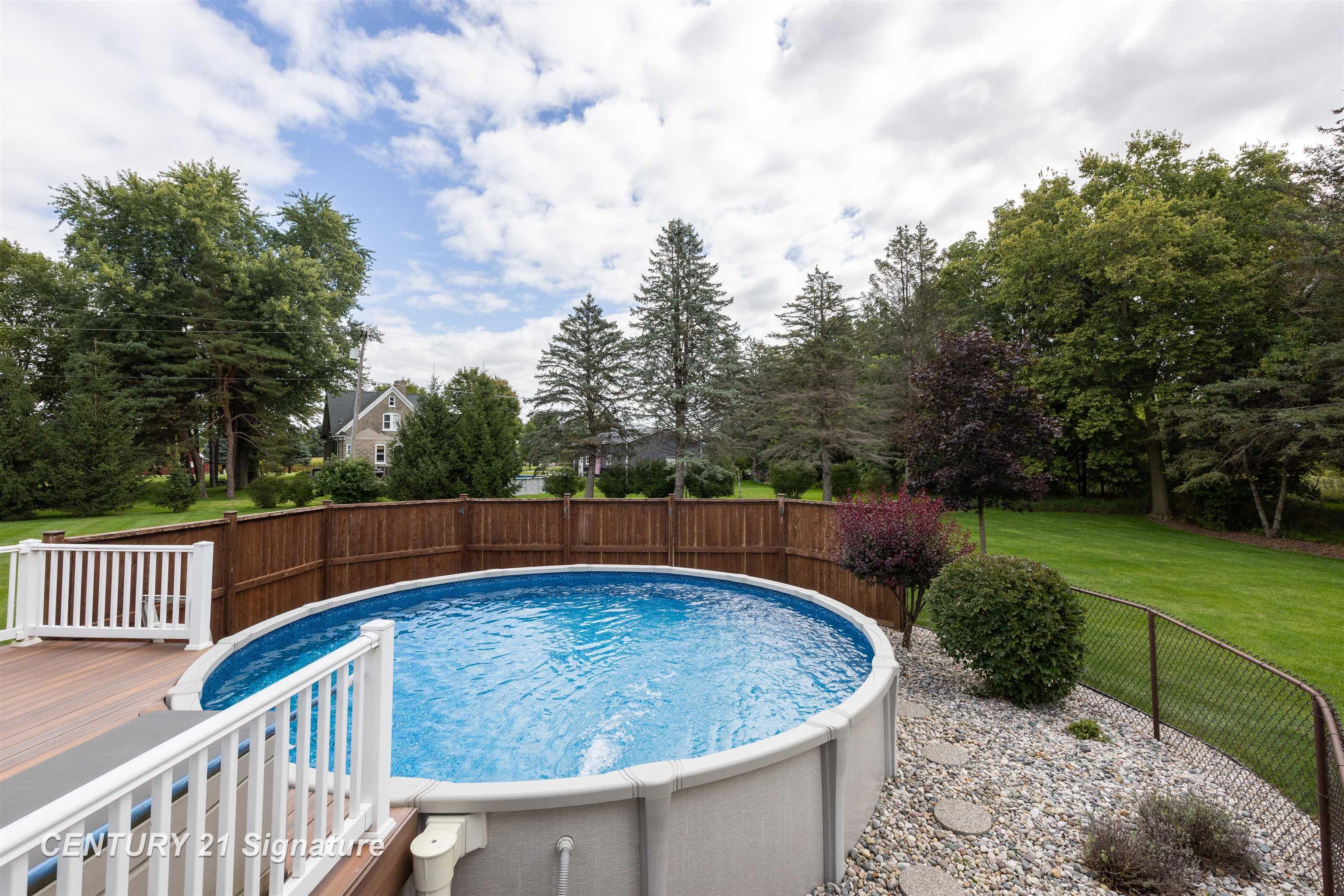 5864 North Thomas Road Freeland, MI 48623 - Photo 33 of 43