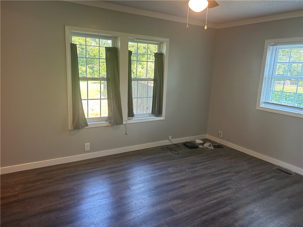 7646 Hendricks Lane Decatur, IL 62521 - Photo 19 of 26 Gallery Image 19