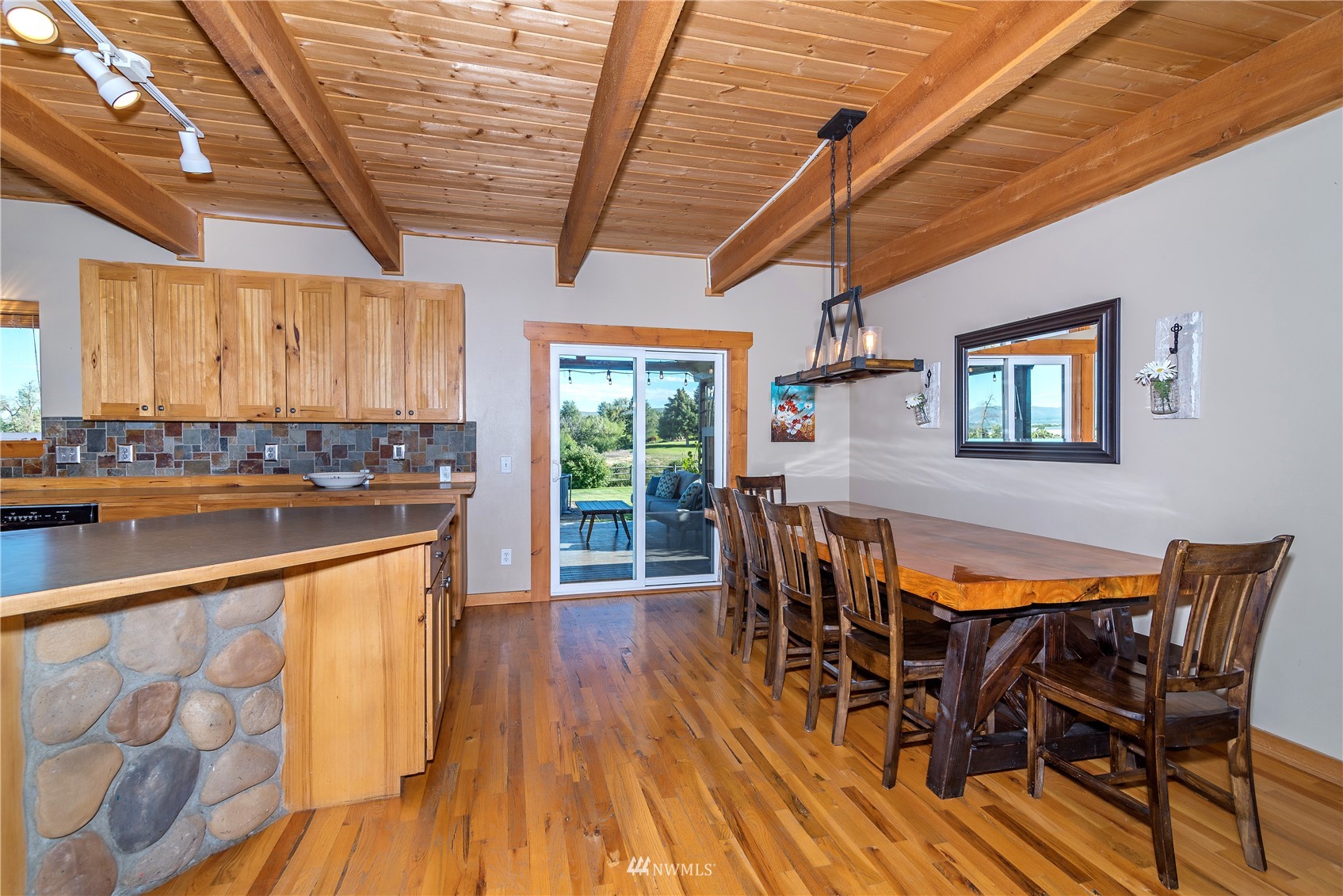 1115 Brown Road Ellensburg, WA 98926 - Photo 5 of 37 Gallery Image 5