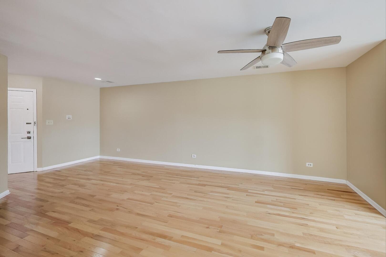 1345 East Wyndham Circle, Unit 103 Palatine, IL 60074 - Photo 3 of 24